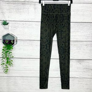 SO Green & Black Python Snake Print Leggings Size XS